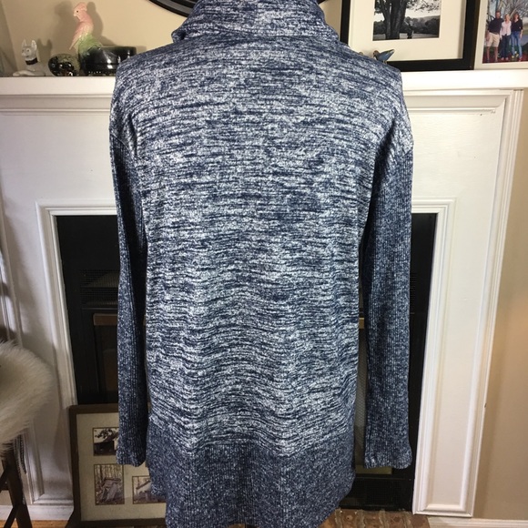 Gap Funnel Neck  French terry top size small - Picture 2 of 5